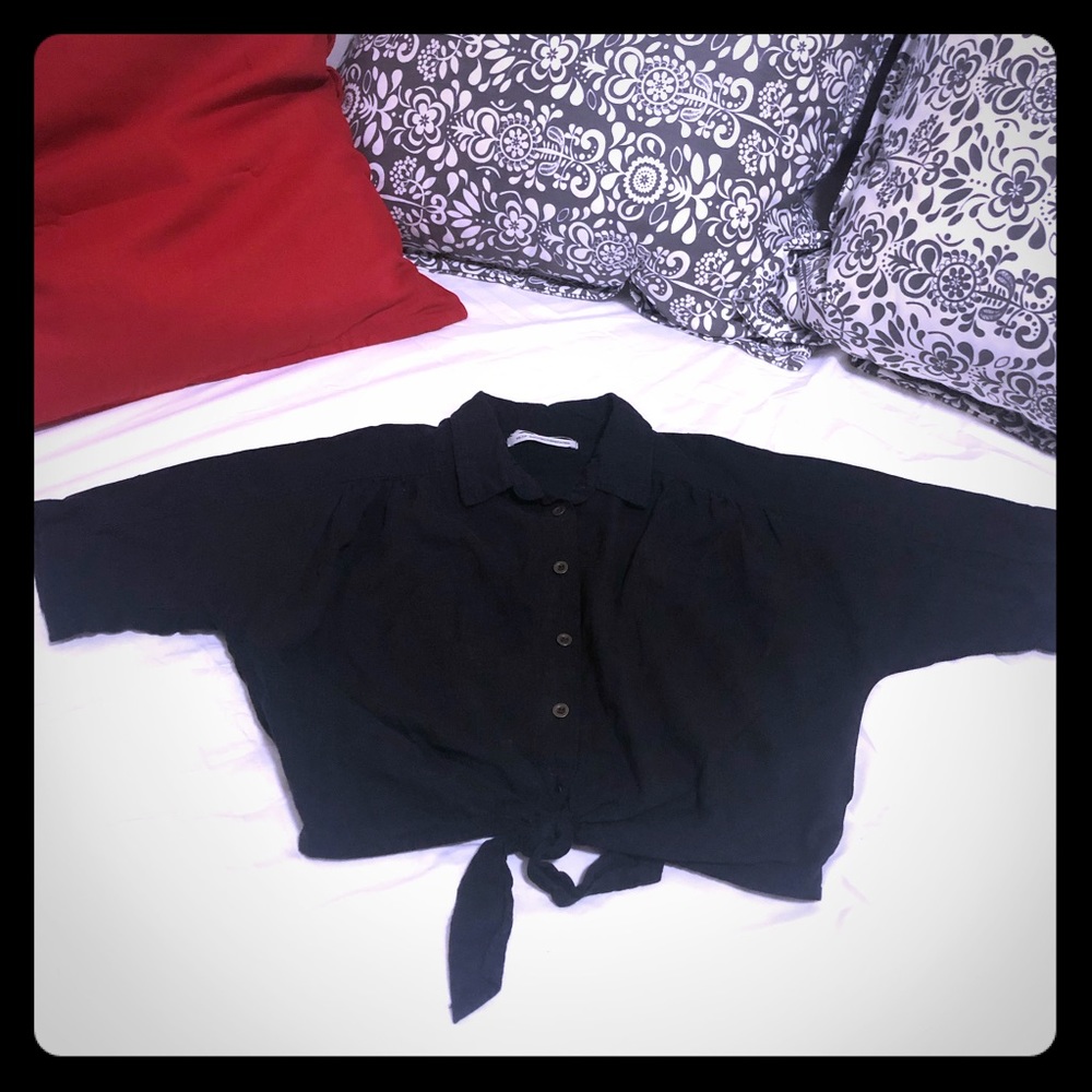 BLACK SHIRT